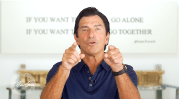 harv eker pointing towards camera
