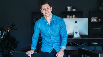 Jesse-Eker-working-from-home-remote-worker-social-distancing-coronavirus