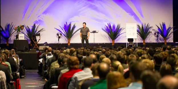 harv eker on stage